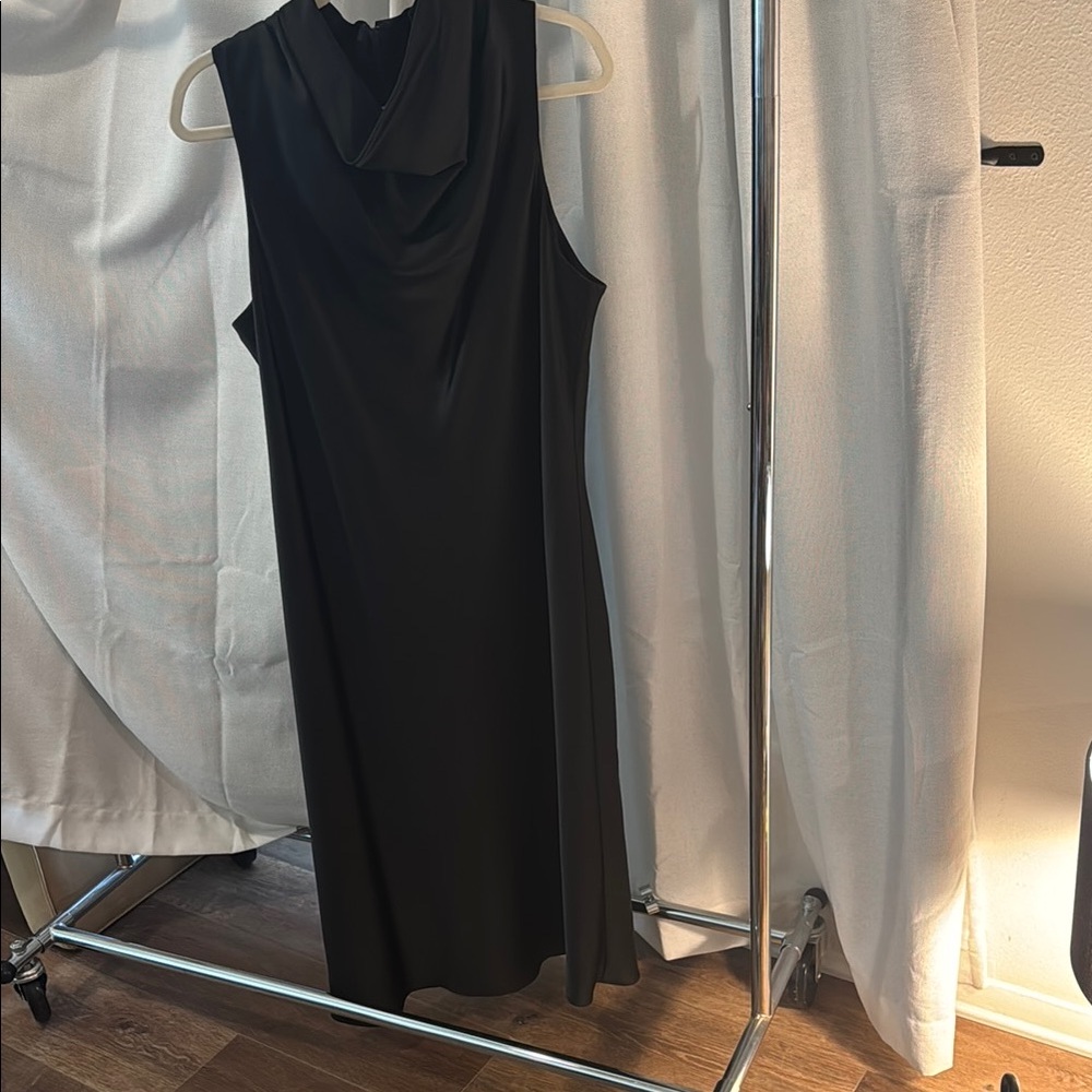 Elegant Black Sleeveless Dress